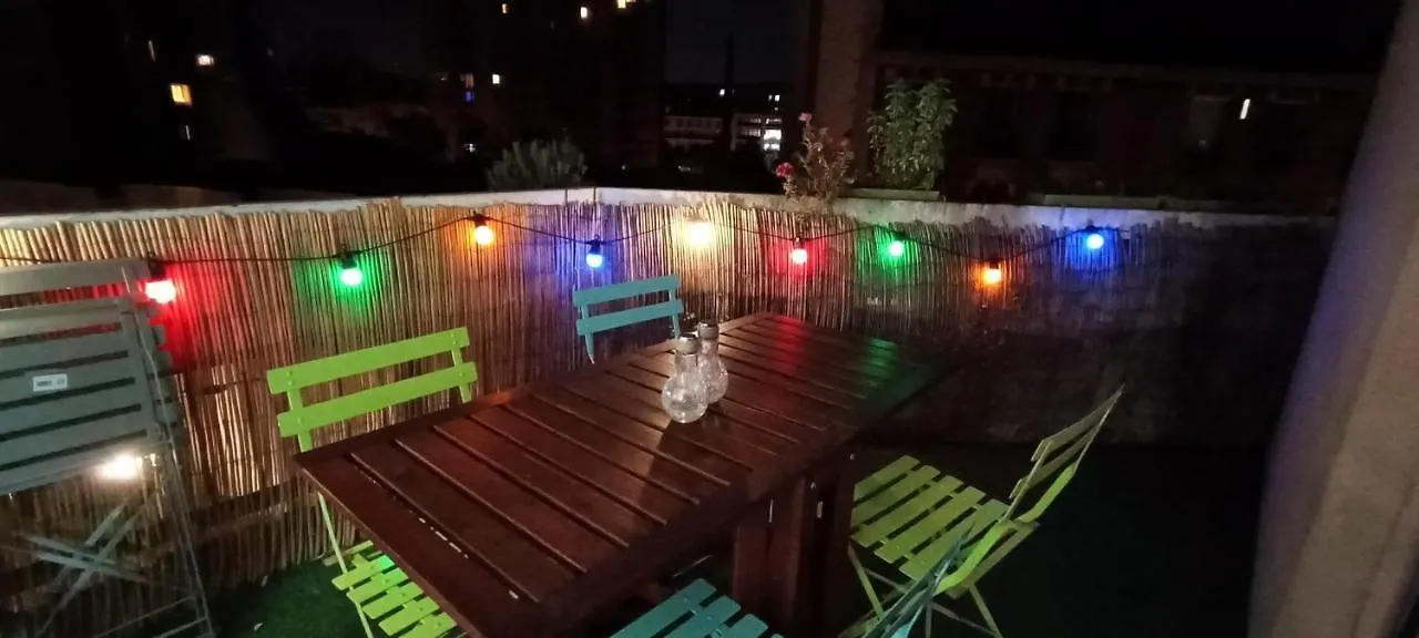 Cozy Love Cocoon With A Nice Balcony Apartment Paris