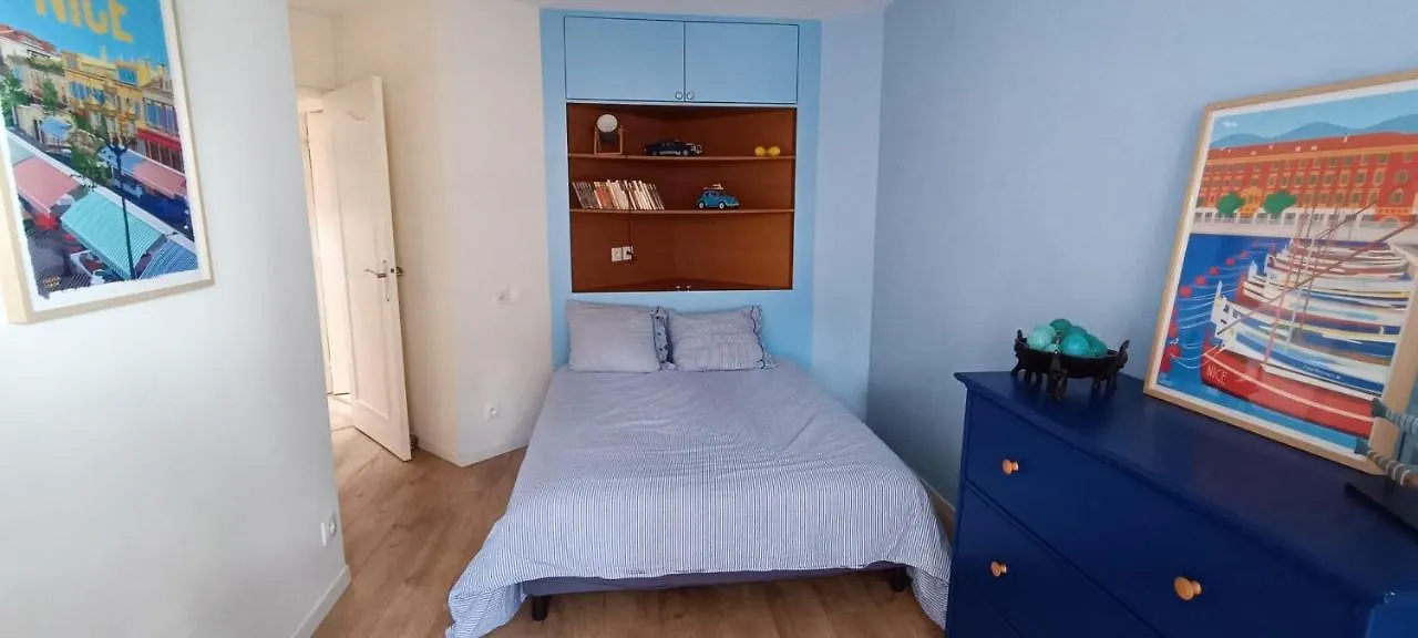 Cozy Love Cocoon With A Nice Balcony Apartment Paris 0*,  France